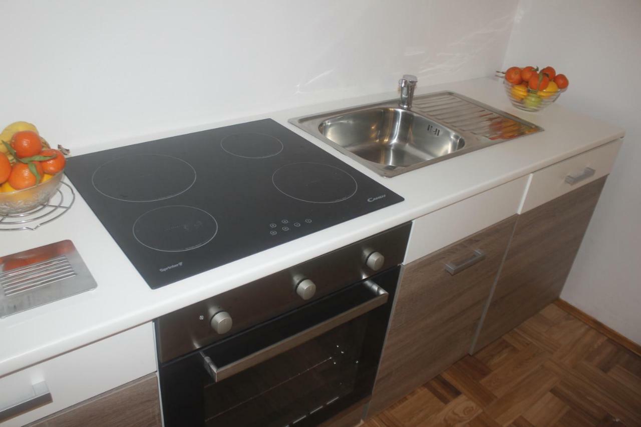 Apartman Jadranka Njivice Extérieur photo